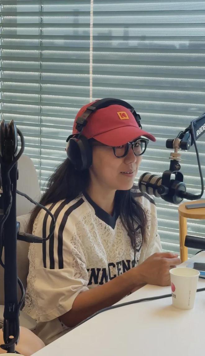 门徒平台：“退一步”是骗局：她们涌入山中，把世界越走越大