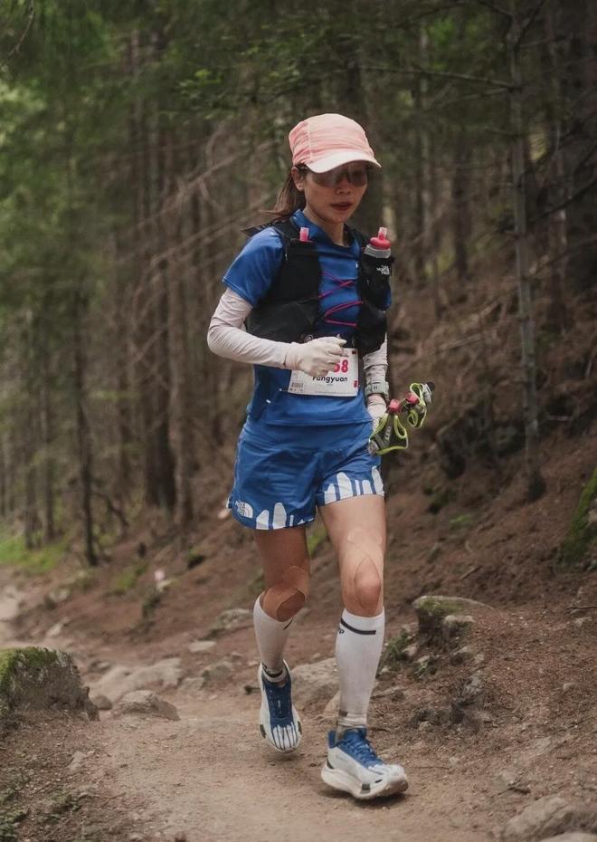 门徒平台：“退一步”是骗局：她们涌入山中，把世界越走越大
