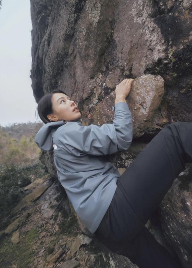 门徒平台：“退一步”是骗局：她们涌入山中，把世界越走越大