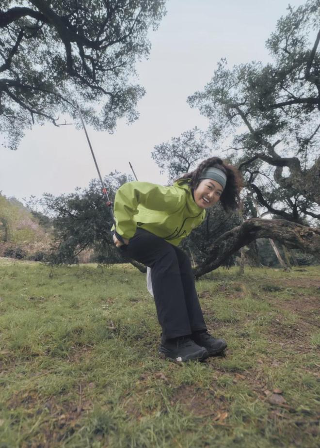 门徒平台：“退一步”是骗局：她们涌入山中，把世界越走越大